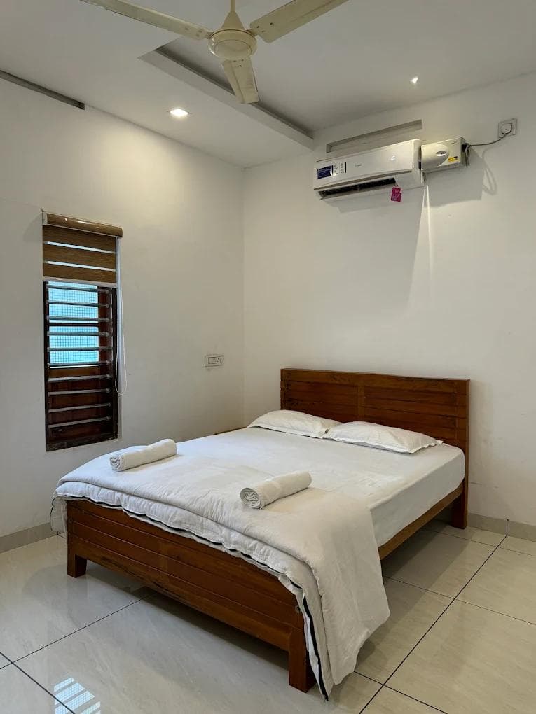 ALMAS TOURIST HOME gallery 6