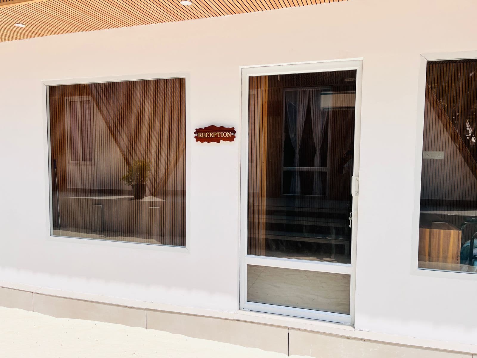 SAND BANK RESORT gallery 3