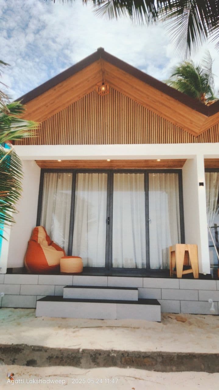 LAKSHADWEEP BEACH RESORT gallery 1