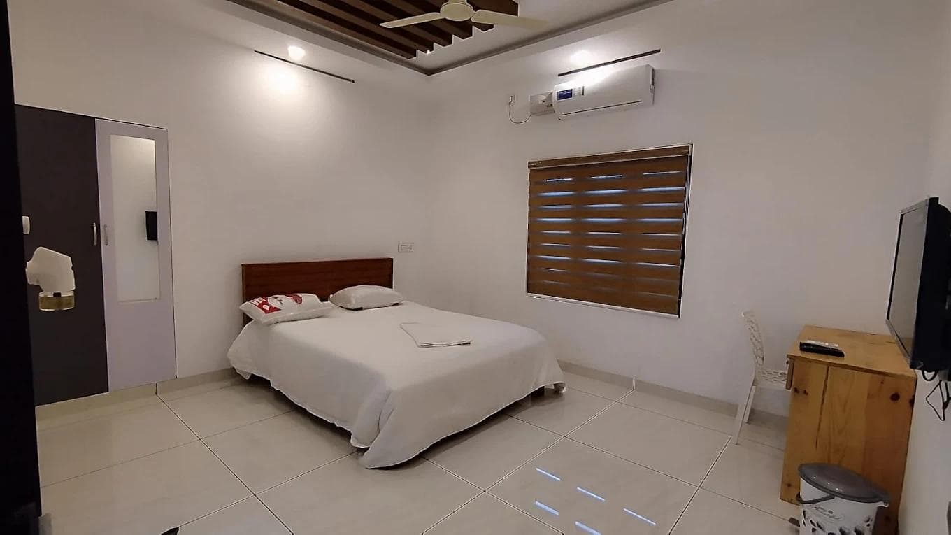 ALMAS TOURIST HOME gallery 1