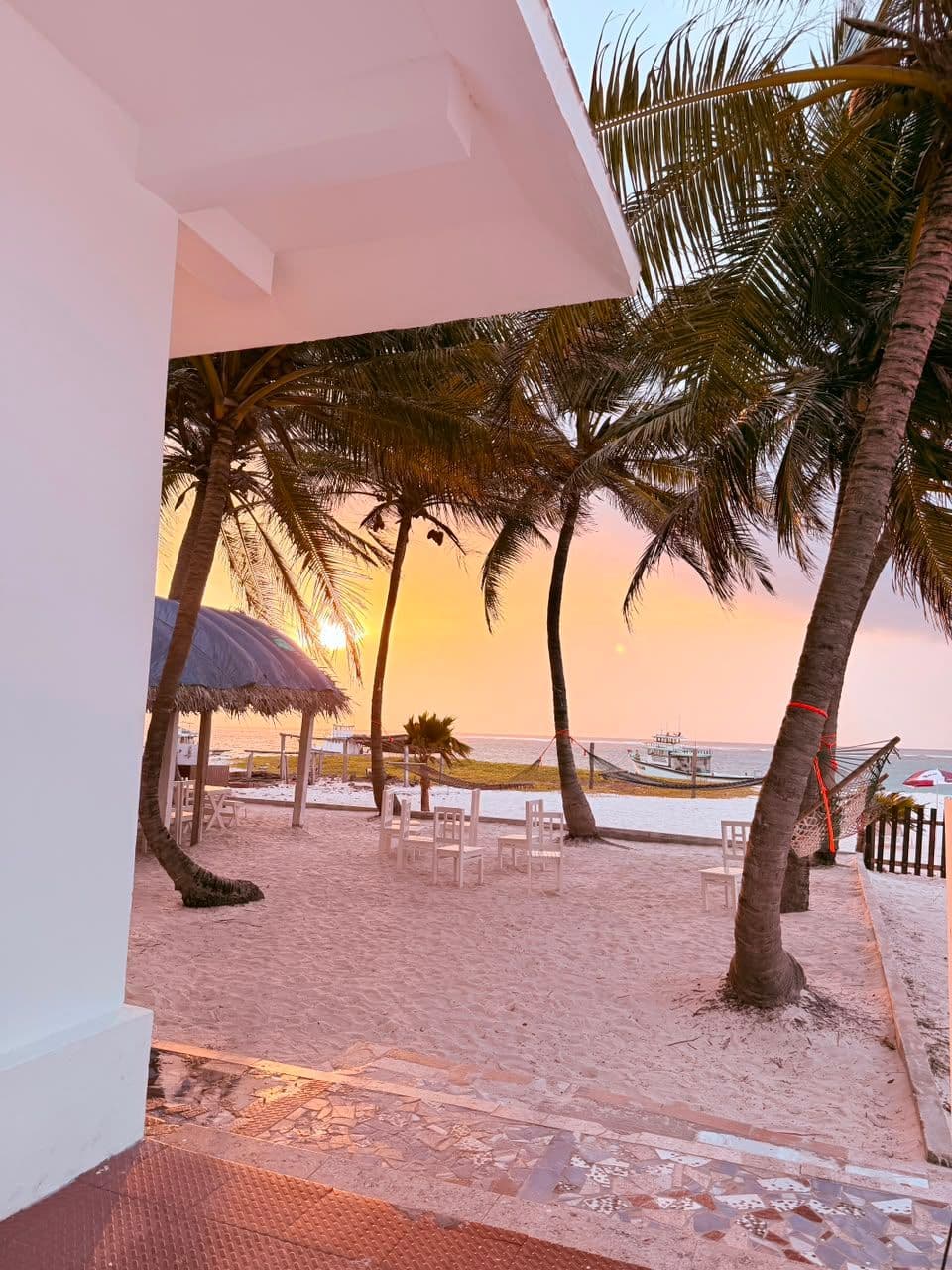 WHITE PARADISE BEACH RESORT gallery 4